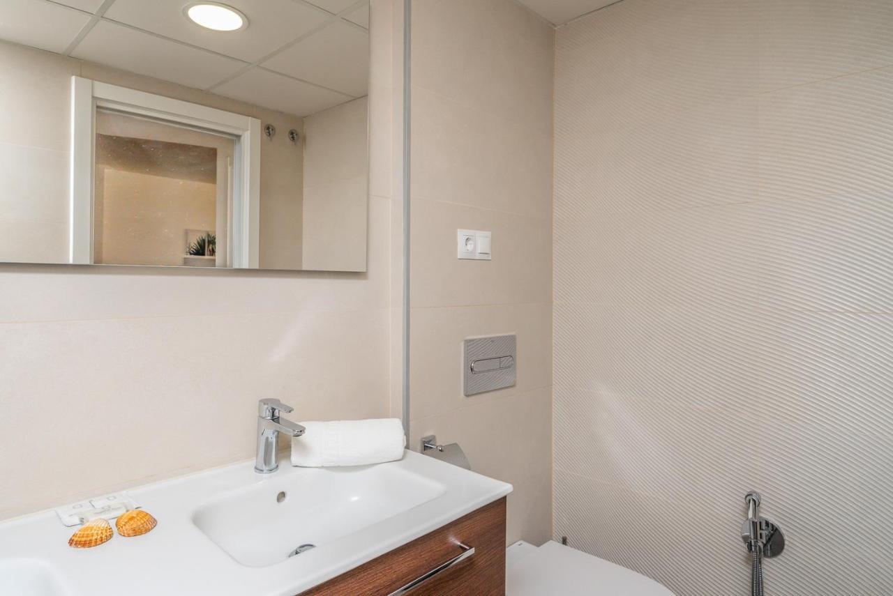 Couples Getaway In By Costarentals - Ref 155 Apartment